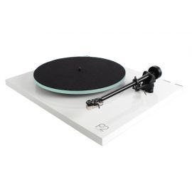 Rega Planar 2 - Bílý lesk