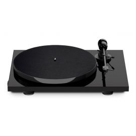 Pro-Ject E1 Černá + OM5e